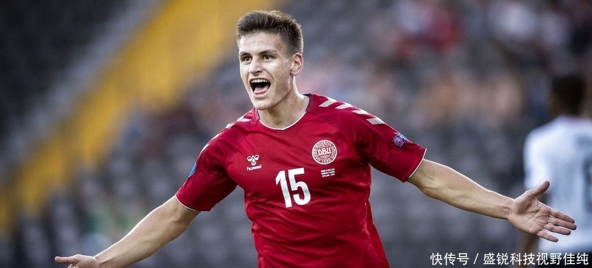 何赢得比赛 何赢得比赛