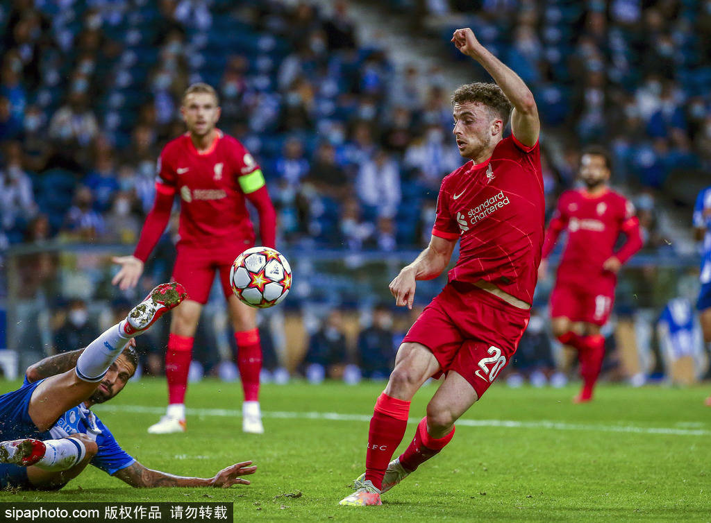 队的战术体 队的战术体